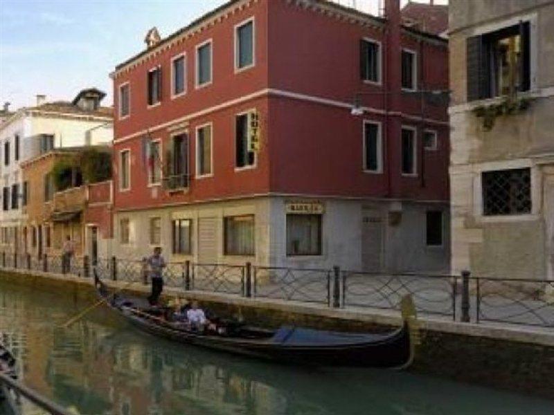ונציה Albergo Basilea מראה חיצוני תמונה